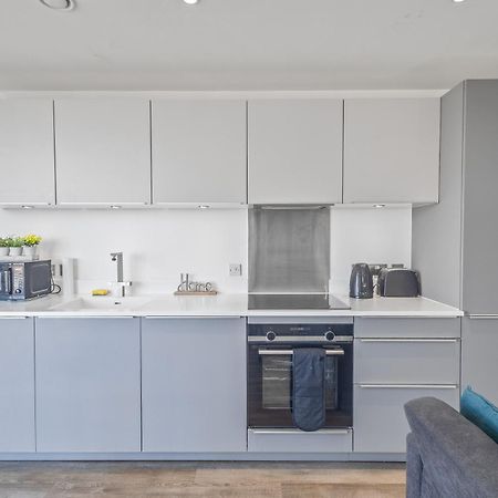 Luxury 2 Bedroom Apartment, On Broad Street! Birmingham Extérieur photo
